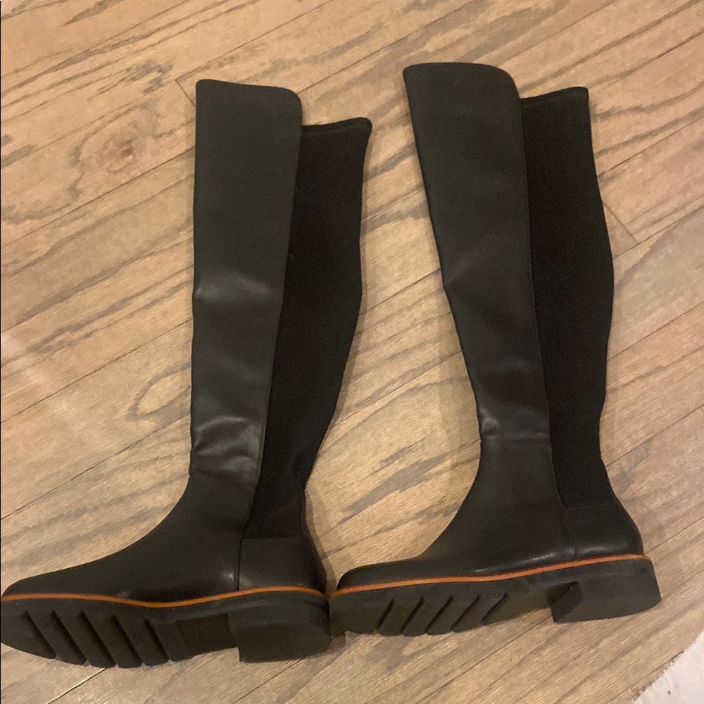 Elegant Black Knee-High Stuart Weitzman Women's Boots